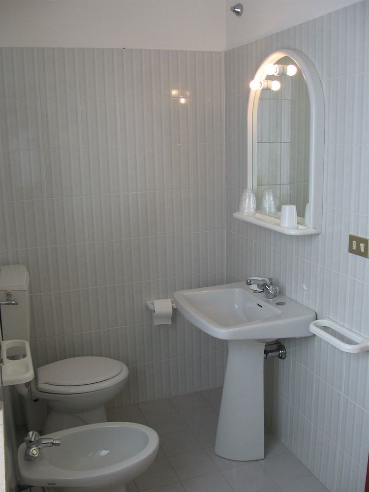 San Rocco di Piegara Hotel Cristina מראה חיצוני תמונה